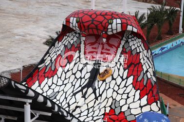 112m ความยาวไฟเบอร์กลาสสระว่ายน้ำสไลด์ชุบสังกะสีเหล็กคาร์บอนกรอบ King Cobra สไลด์สำหรับสวนน้ำ