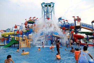เชิงพาณิชย์ขนาดกลาง Water House สนามเด็กเล่นแพลตฟอร์มกับ Water Slide สำหรับ Water Park