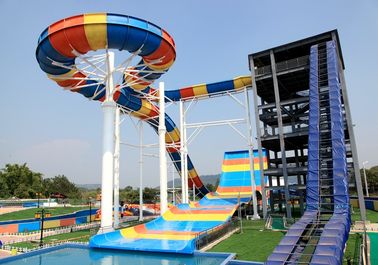ทนทานสไลด์ไฟเบอร์กลาสน้ำสำหรับครอบครัวแบบโต้ตอบสนุกน้ำในสวนน้ำ
