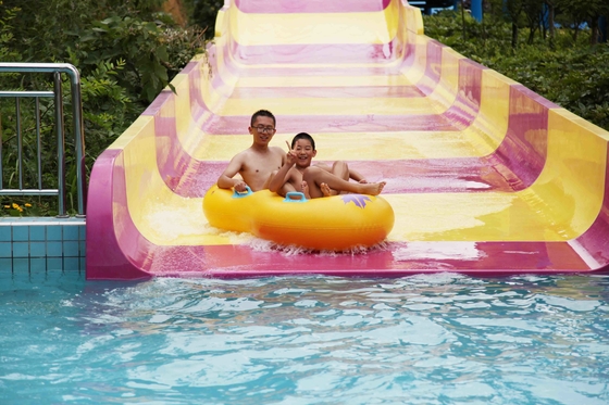 อุปกรณ์สวนน้ำยักษ์ที่น่าตื่นเต้นสระ Swimping สระว่ายน้ำไฟเบอร์กลาสสำหรับผู้ใหญ่ในสวนน้ำที่มีธีม