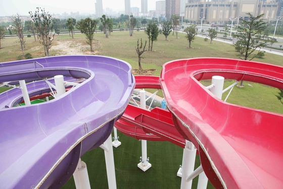 อุปกรณ์สแตนเลส FRP Spiral Water Slides สำหรับสวนน้ำกลางแจ้งยักษ์