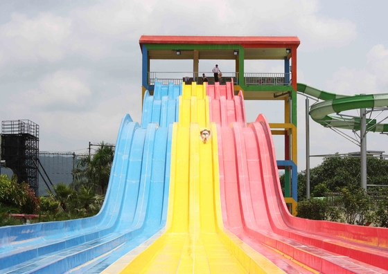 Oragne กลางแจ้งภาพนิ่งน้ำทั่วไป Aqua Park สถานที่ด้วยแพสไลด์