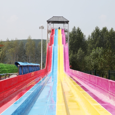 Multi Lanes Rainbow FRP ภาพนิ่งน้ำแบบเลื่อนสวนสนุกภาพนิ่งขนาดใหญ่ที่ทำด้วยไฟเบอร์กลาส
