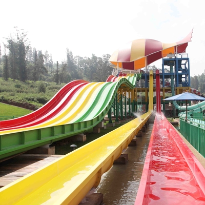 Ashland / DSM FRP สไลด์น้ำที่กำหนดเองความเร็วสูงสวนน้ำทั่วไปรายการสำหรับ Water Park