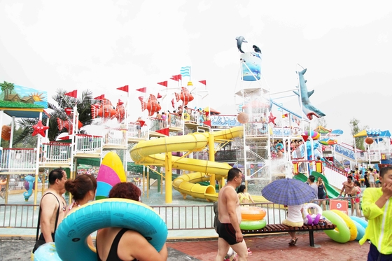 ธีมเรือโจรสลัดสวนน้ำ Aqua สนามเด็กเล่นที่มีโครงสร้างเหล็ก