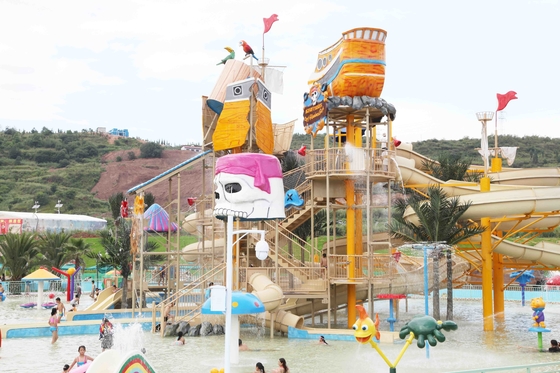 ลอยน้ำบ้านหลังใหญ่ Aqua สนามเด็กเล่นกลางแจ้งโรงแรมสวนน้ำอุปกรณ์ไฟเบอร์กลาส