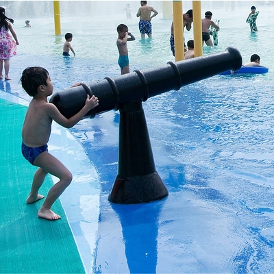 ไฟเบอร์กลาส Aqua Park อุปกรณ์ระบบสเปรย์น้ำสำหรับเด็ก / ผู้ใหญ่