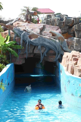 สวนน้ำขนาดใหญ่ Aqua เล่นน้ำวนด้วยการผ่อนคลายกับเครื่องเวฟ
