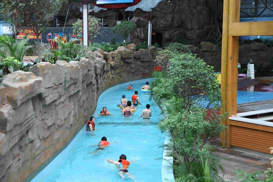 อุปกรณ์สระว่ายน้ำสวนน้ำ Lazy River สำหรับสวนสนุกสำหรับเด็กสนุก ๆ สำหรับครอบครัว