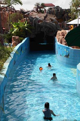 สวนน้ำขนาดใหญ่สวนน้ำ Lazy River ภาพนิ่งความบันเทิง / ไฟเบอร์กลาส