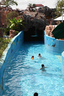 สวนน้ำกลางแจ้ง FRP สวนริมน้ำ Lazy River สวนสนุกสำหรับเด็ก / ผู้ใหญ่ในสวนสนุก