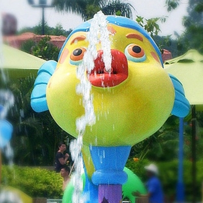 สเปรย์การ์ตูนที่กำหนดเองอุปกรณ์สวนน้ำที่ใช้ Aqua เล่นสำหรับเด็ก Aqua Park