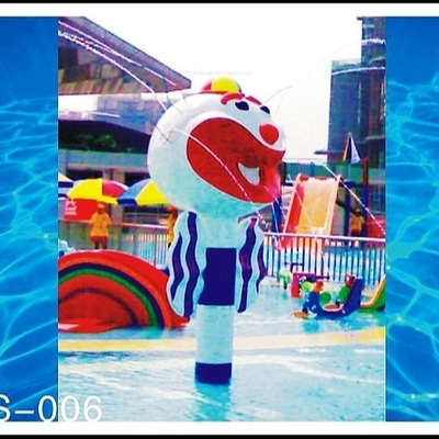 ไฟเบอร์กลาส Clown สเปรย์อุปกรณ์สวน Aqua Play Station สำหรับ 3 - 5 คนสำหรับ Water Park