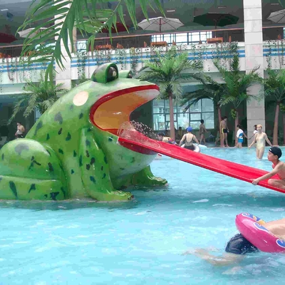 กบรูปร่างน้ำสระว่ายน้ำสไลด์ Aqua Park ไฟเบอร์กลาสสไลด์ขนาดเล็กสำหรับเด็ก