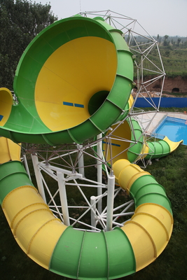 ตลกไฟเบอร์กลาสภาพนิ่งน้ำความสูง 16m Tantrum Valley กำลังการผลิต 480 Riders / h สำหรับ Water Park
