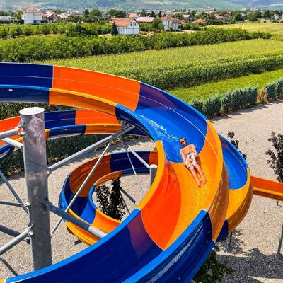 สวนน้ำเปเย่ — สวนน้ำขนาด 40,000 ตร.ม. ในโคโซโว | Vison Waterparks