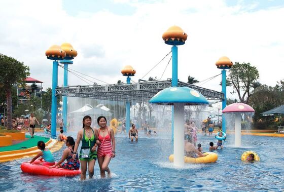Durable Hand-laid Fiberglass Water Slide with Hot-dip Galvanized Steel Structure and Turnkey Support